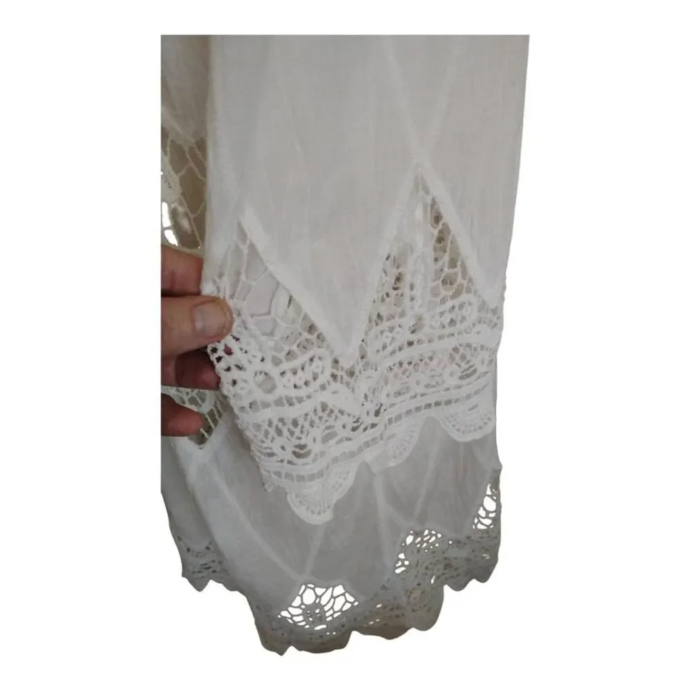 White Lace & Crochet Boho Blouse Size Small